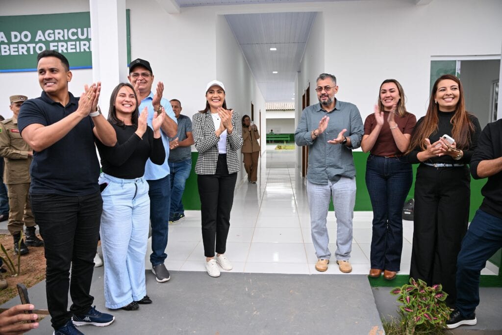 Em Sena Madureira, governadora entrega reforma da Casa do Produtor e reafirma apoio à agricultura familiar