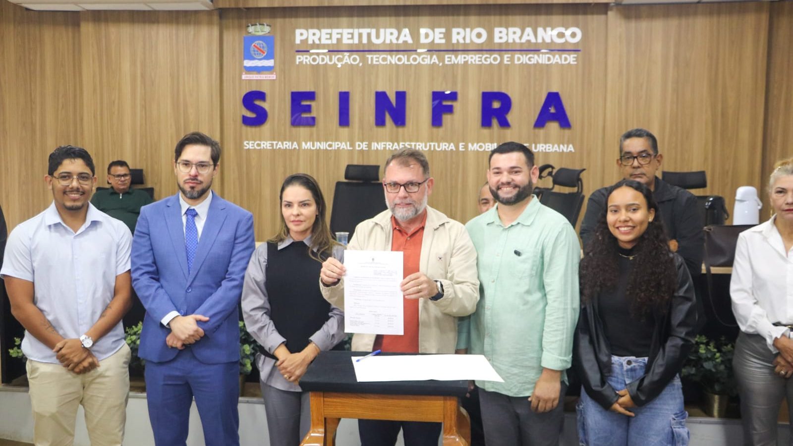 Prefeitura de Rio Branco reajusta bolsa de estágio em 45% após 13 anos sem atualização