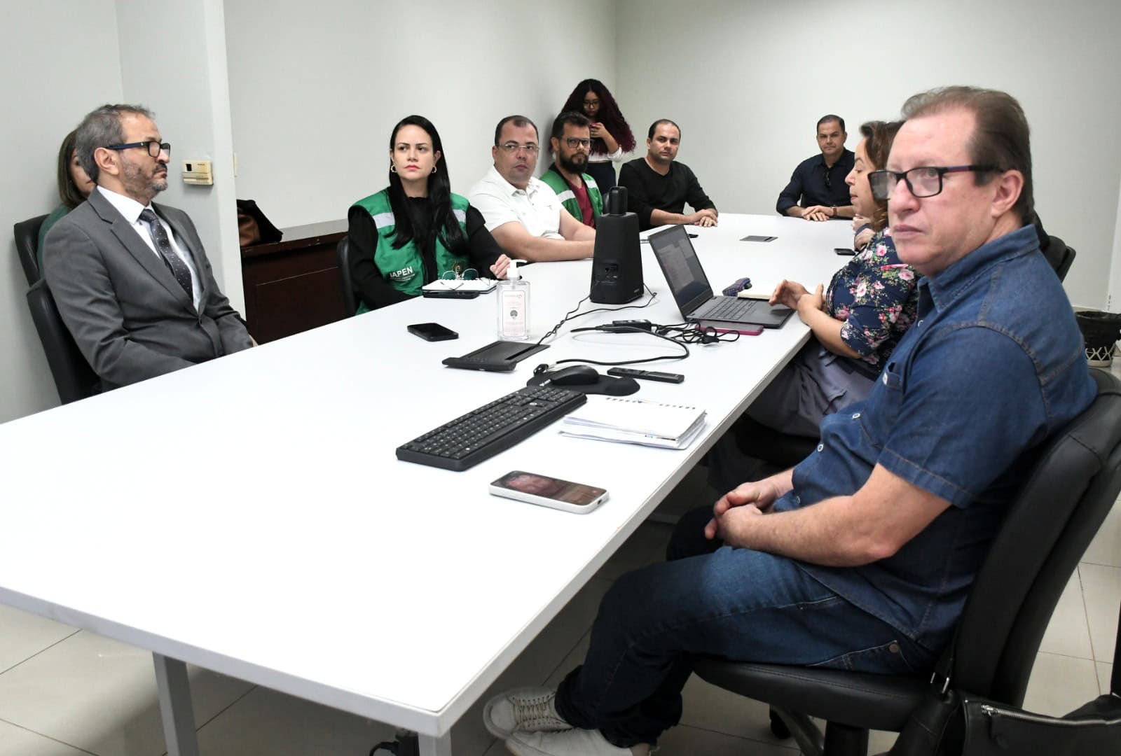 Governo e Tribunal de Justiça articulam estratégias para ampliar a empregabilidade de reeducandos e egressos do sistema prisional